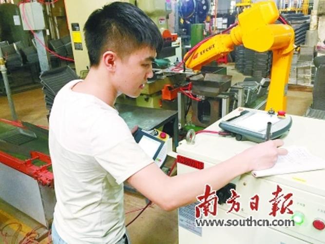 90后的"新工厂生活":拒绝流水线,与机器人做同事